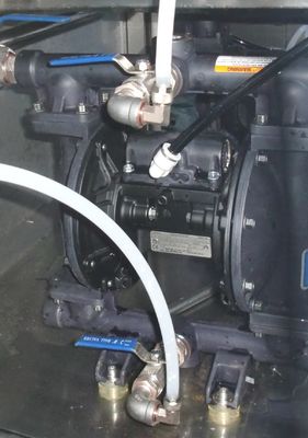 0.45-0.7Mpa เครื่องทําความสะอาดสแตนสิลแบบปนูเมติก เครื่องซักสแตนสิลที่ทนทานต่อการกัดกร่อน